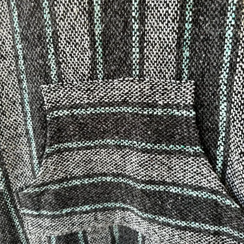 Iguana Jack Pullover Size XL - Picture 3 of 13